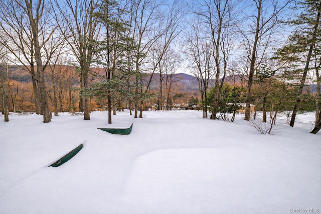 220 Ridge Road, New City, NY 10956