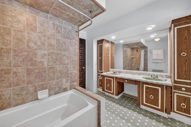 220 Ridge Road, New City, NY 10956