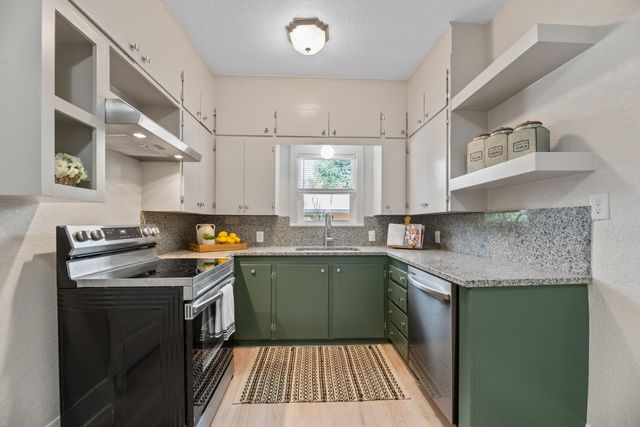 3321 W 9th St. N., Wichita, KS 67203