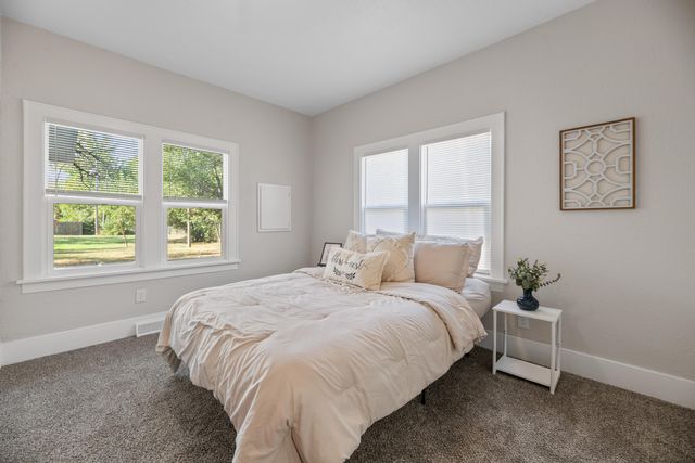 3321 W 9th St. N., Wichita, KS 67203