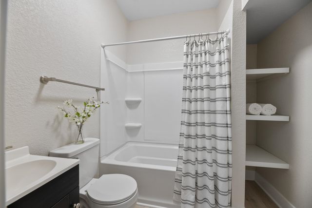 3321 W 9th St. N., Wichita, KS 67203