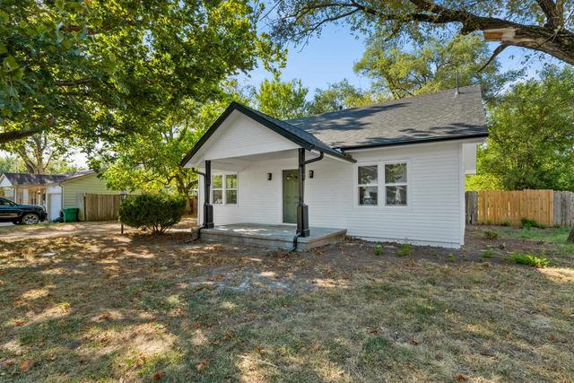 3321 W 9th St. N., Wichita, KS 67203