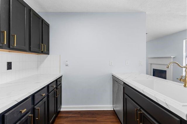 511 Lakecourt Drive, Mcdonough, GA 30253