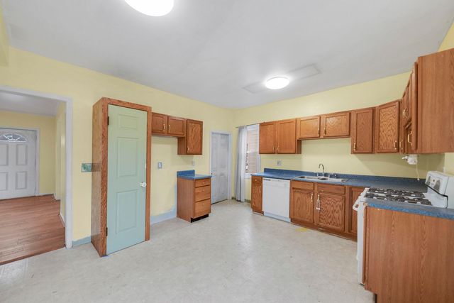 780 S Elm Avenue, Kankakee, IL 60901