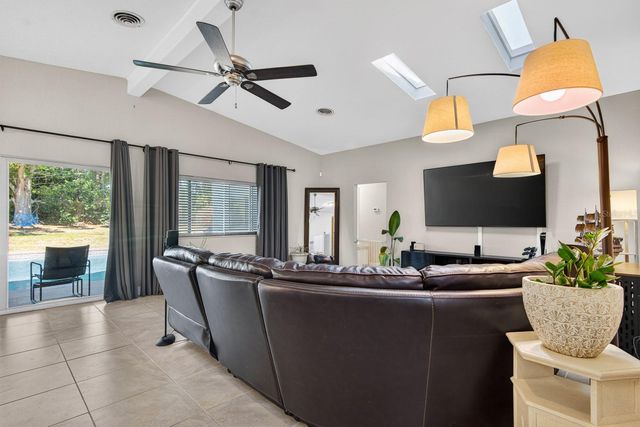 1424 S EVERGREEN AVENUE, Clearwater, FL 33756