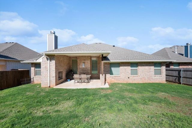 3508 Grady Lane, Moore, OK 73160