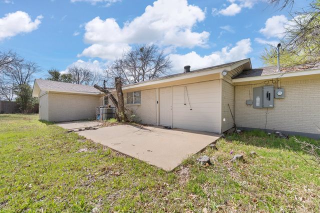 5509 Westhaven Drive, Fort Worth, TX 76132