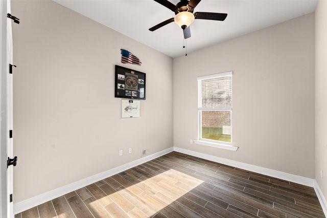 82 Campfire Cove, Freeport, FL 32439