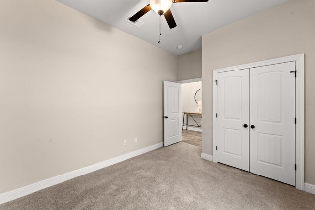 82 Campfire Cove, Freeport, FL 32439