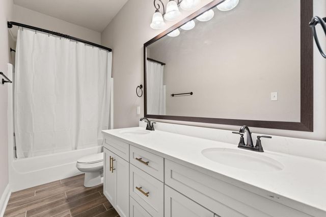 82 Campfire Cove, Freeport, FL 32439