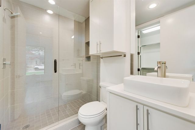 6420 Kenwood Avenue, Dallas, TX 75214