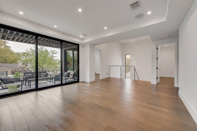 6420 Kenwood Avenue, Dallas, TX 75214