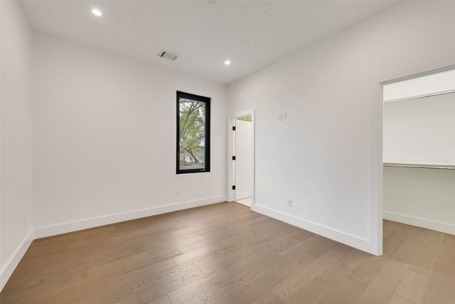 6420 Kenwood Avenue, Dallas, TX 75214