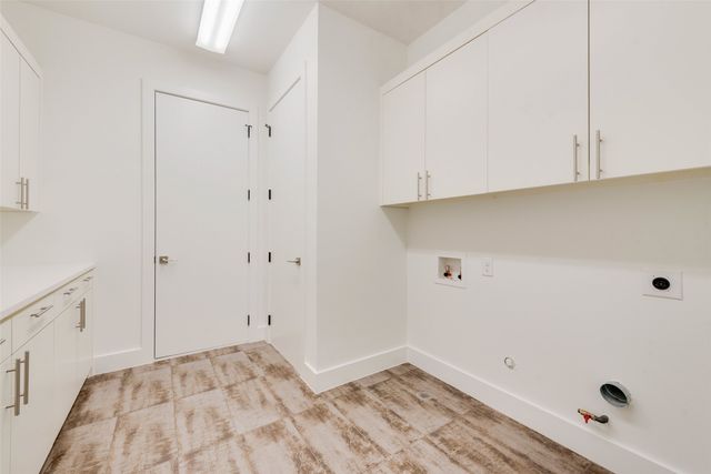 6420 Kenwood Avenue, Dallas, TX 75214