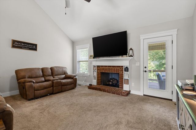 1095 Longo Drive, Soddy Daisy, TN 37379