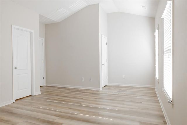 1232 Harris Commons Place 1213, Roswell, GA 30076
