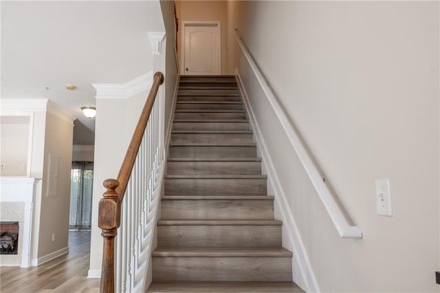 1232 Harris Commons Place 1213, Roswell, GA 30076