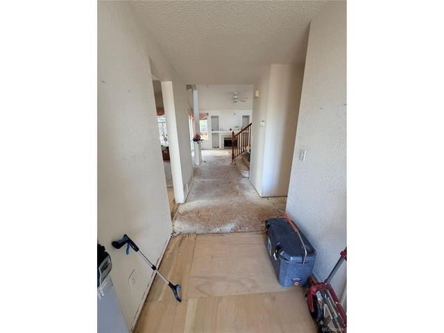 19555 E Tufts Cir, Aurora, CO 80015