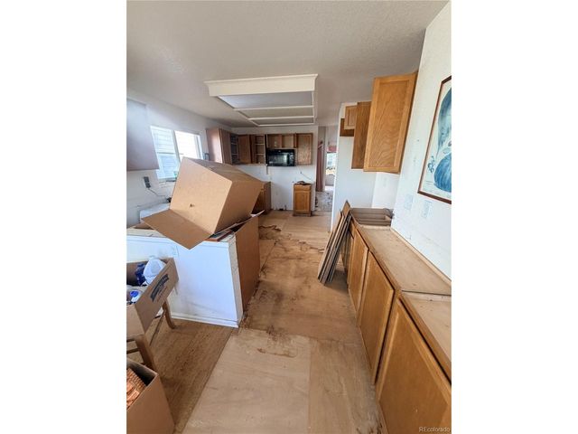 19555 E Tufts Cir, Aurora, CO 80015