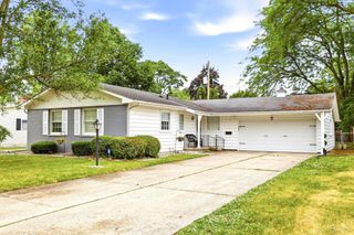 1111 E Washburn Place, Saginaw, MI 48602