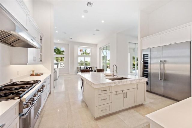 15691 Sunnyland Lane, Wellington, FL 33414