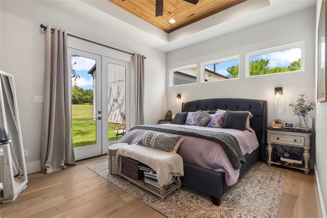 1383 Northshore Lane, Valley View, TX 76272