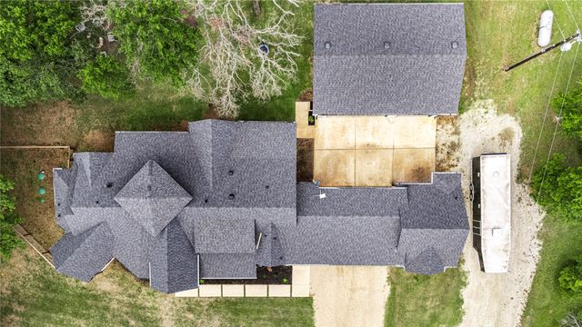 1383 Northshore Lane, Valley View, TX 76272