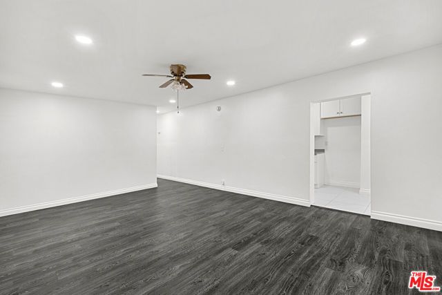 1170 N Bronson Avenue, Los Angeles, CA 90038