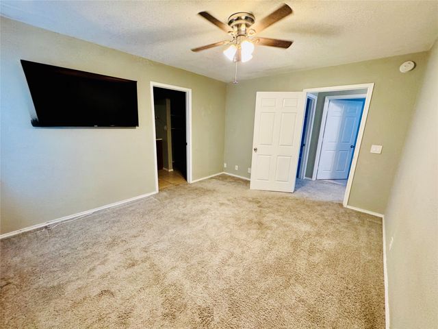 1712 Smokehouse Road, Granbury, TX 76049