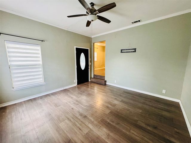 1712 Smokehouse Road, Granbury, TX 76049