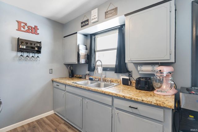 2603 N Highlands Boulevard, Fort Wayne, IN 46808