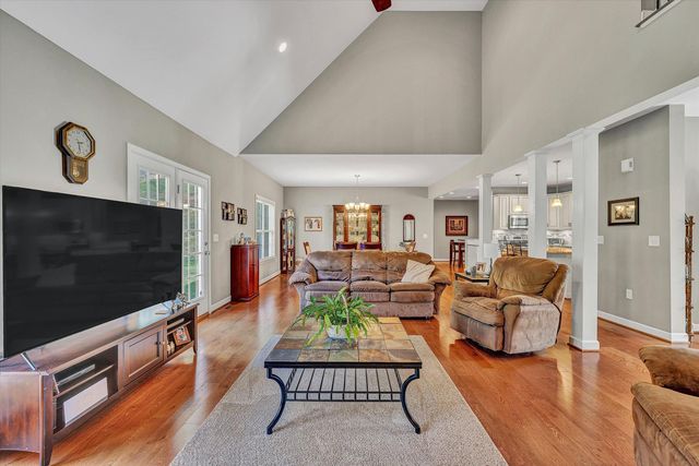 6540 Hidden Falls DR, Salem, VA 24153