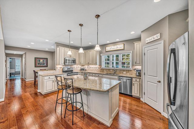 6540 Hidden Falls DR, Salem, VA 24153