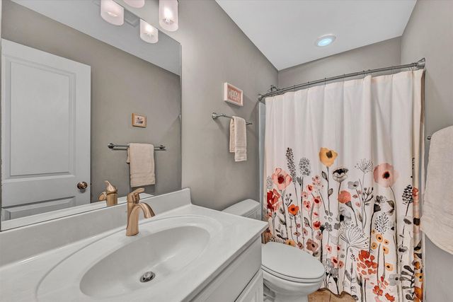 6540 Hidden Falls DR, Salem, VA 24153
