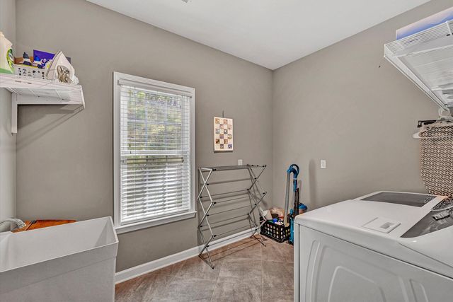 6540 Hidden Falls DR, Salem, VA 24153
