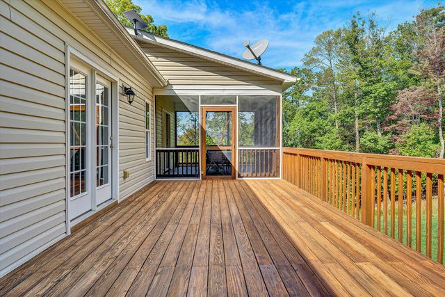 6540 Hidden Falls DR, Salem, VA 24153