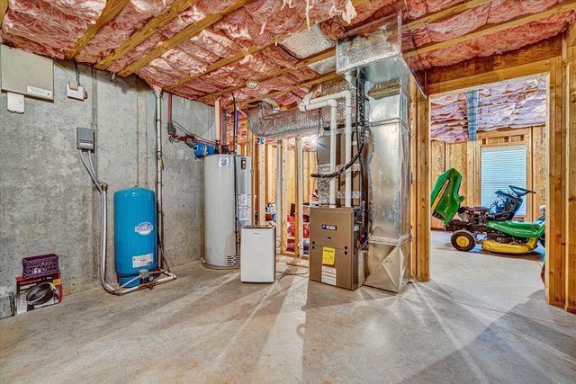 6540 Hidden Falls DR, Salem, VA 24153
