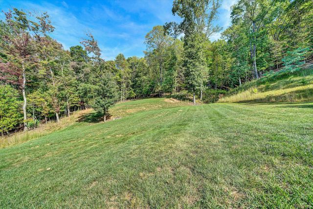 6540 Hidden Falls DR, Salem, VA 24153