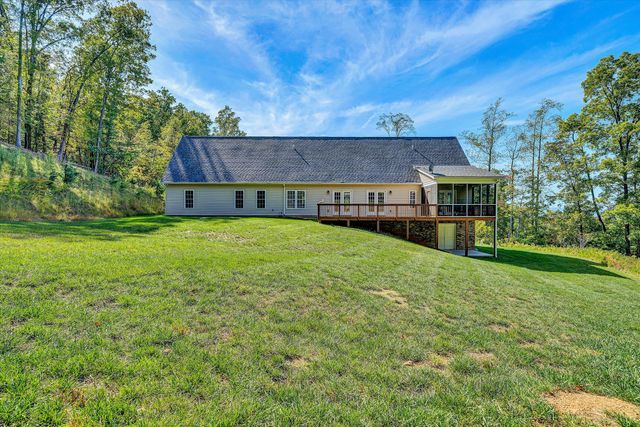 6540 Hidden Falls DR, Salem, VA 24153