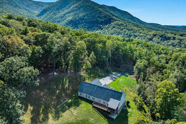 6540 Hidden Falls DR, Salem, VA 24153