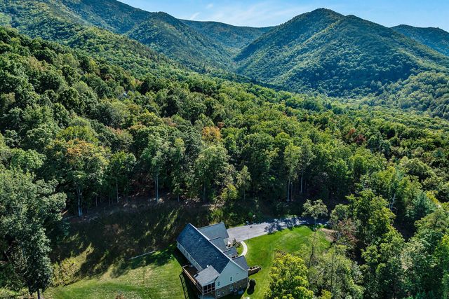 6540 Hidden Falls DR, Salem, VA 24153