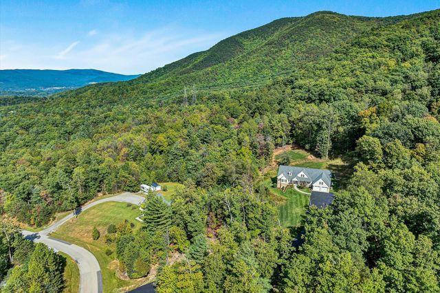 6540 Hidden Falls DR, Salem, VA 24153