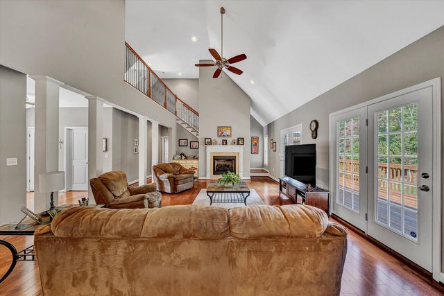 6540 Hidden Falls DR, Salem, VA 24153