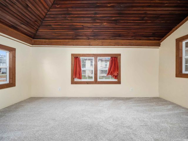 244 Grayston Avenue, Huntington, IN 46750