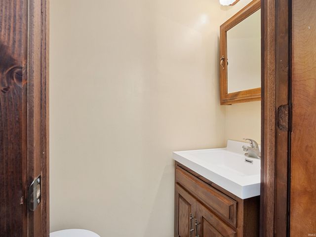 244 Grayston Avenue, Huntington, IN 46750