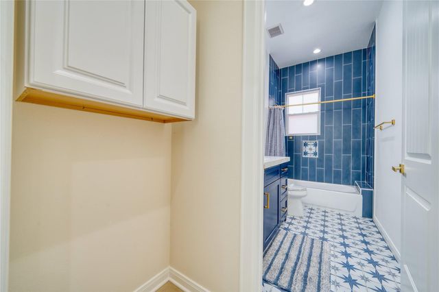 1102 62nd Street, Galveston, TX 77551