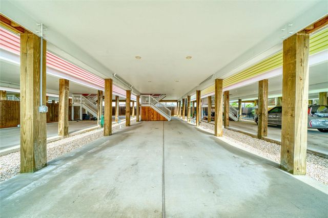 1102 62nd Street, Galveston, TX 77551