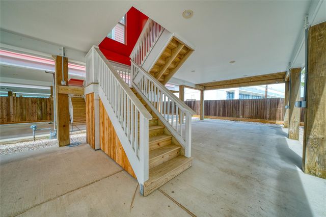 1102 62nd Street, Galveston, TX 77551
