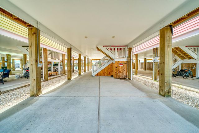 1102 62nd Street, Galveston, TX 77551