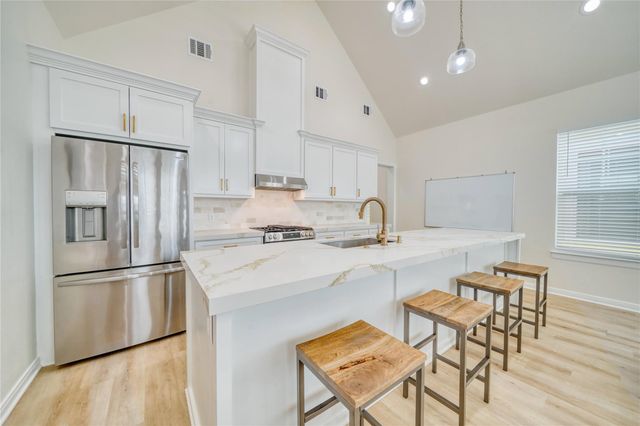 1102 62nd Street, Galveston, TX 77551